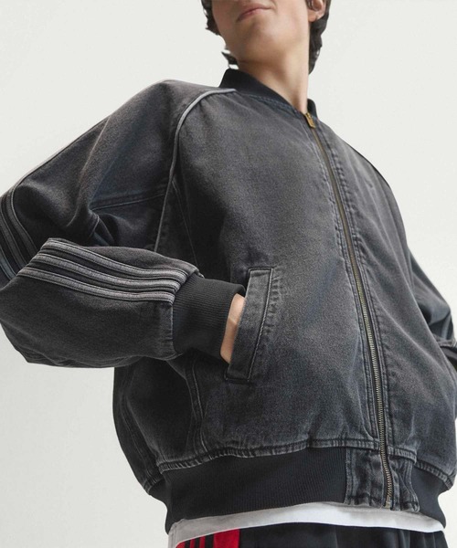 adidas（アディダス）の「SST デニム トラックトップ（ジャージ） / アディダスオリジナルス adidas Originals（デニムジャケット・メンズ・ブラック・XX-LARGE/3XL/LARGE/MEDIUM/SMALL/X-LARGE/X-SMALL）」の4枚目の写真