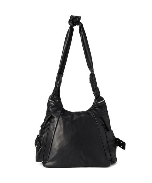 B'2nd(ビーセカンド)の「MAVYTH/メヴィス/3BELT BIG SHOULDER BAG(ショルダーバッグ・レディース・ブラック・F)」の3枚目の写真