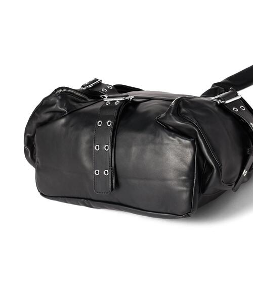 B'2nd(ビーセカンド)の「MAVYTH/メヴィス/3BELT BIG SHOULDER BAG(ショルダーバッグ・レディース・ブラック・F)」の10枚目の写真