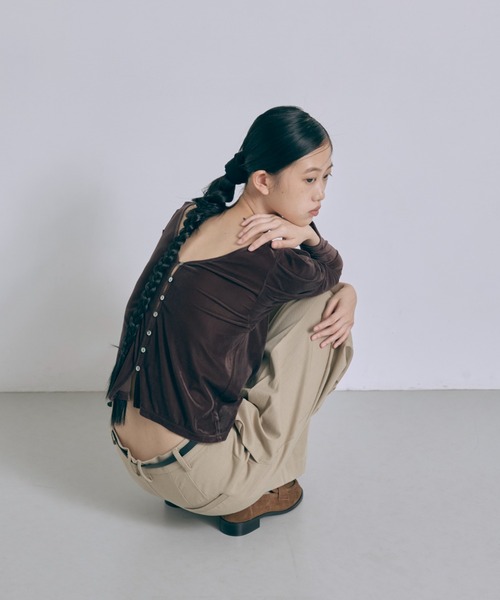 EN NEUME(エンノイム)の「2Way Sheer Velour Puff tops(カーディガン/ボレロ・レディース・アイボリー/ブラウン・FREE)」の13枚目の写真