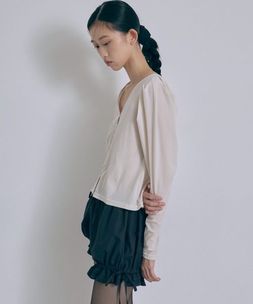 EN NEUME(エンノイム)の「2Way Sheer Velour Puff tops(カーディガン/ボレロ・レディース・アイボリー/ブラウン・FREE)」の4枚目の写真