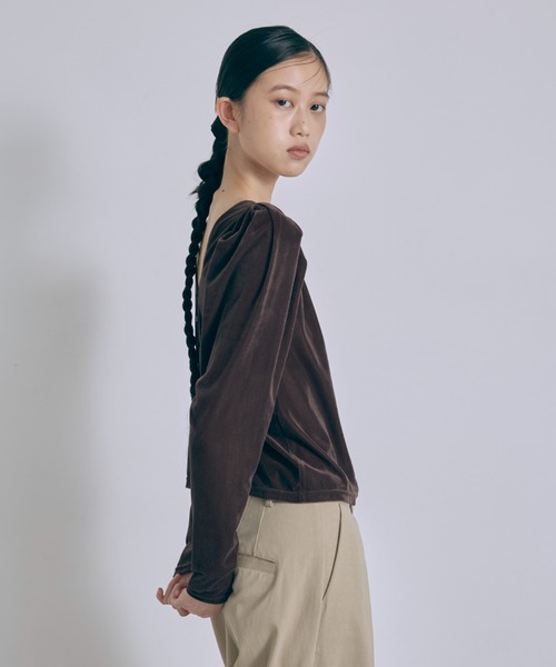 EN NEUME(エンノイム)の「2Way Sheer Velour Puff tops(カーディガン/ボレロ・レディース・アイボリー/ブラウン・FREE)」の10枚目の写真