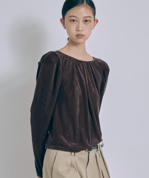 EN NEUME(エンノイム)の「2Way Sheer Velour Puff tops(カーディガン/ボレロ・レディース・アイボリー/ブラウン・FREE)」の9枚目の写真