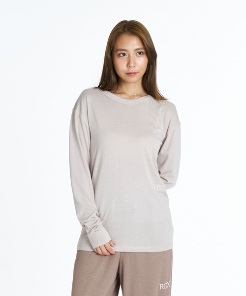 ROXY(ロキシー)の「ROXY FITNESS GENTLE FLOW L/S TEE コラーゲン・アミノ酸配合 モイスト長袖Tシャツ 【2026年秋冬モデル】/ロキシー(Tシャツ/カットソー・レディース・ブラック系その他/ベージュ/オフホワイト・SMALL/MEDIUM/LARGE)」の3枚目の写真