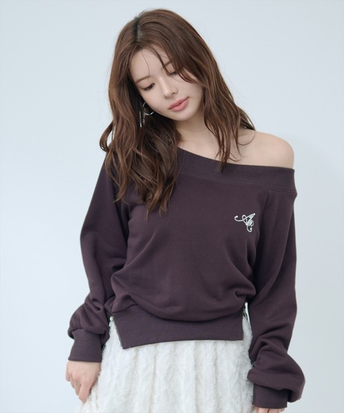 AND COUTURE（アンドクチュール）の「サイドジップオフショルスウェットプルオーバー（Tシャツ/カットソー・レディース・ネイビー/ピンク/ブラウン/グレー・FREE）」の9枚目の写真