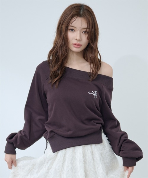AND COUTURE（アンドクチュール）の「サイドジップオフショルスウェットプルオーバー（Tシャツ/カットソー・レディース・ネイビー/ピンク/ブラウン/グレー・FREE）」の15枚目の写真