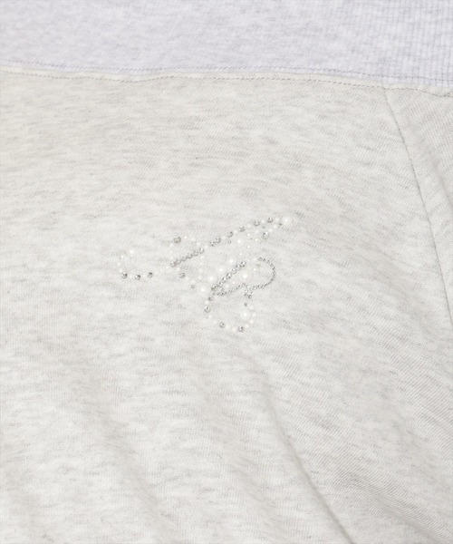 AND COUTURE（アンドクチュール）の「サイドジップオフショルスウェットプルオーバー（Tシャツ/カットソー・レディース・ネイビー/ピンク/ブラウン/グレー・FREE）」の7枚目の写真