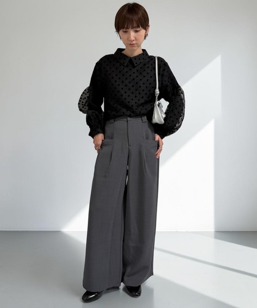 THE SOIS(ソア)の「フロントタックワイドパンツ(その他パンツ・レディース・チャコールグレー/ブラック/モカ・FREE)」の11枚目の写真