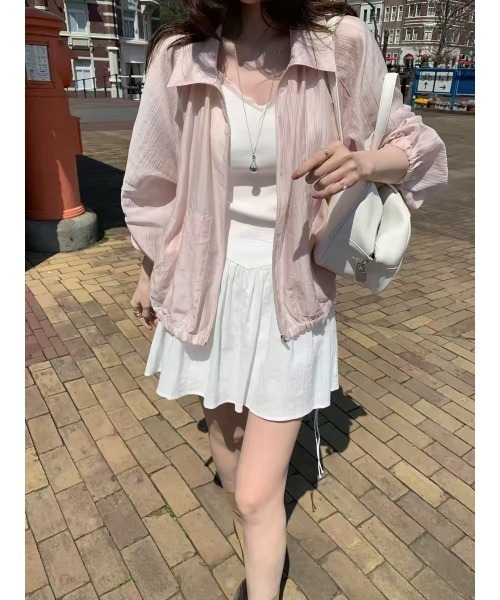 witch(ウイッチ)の「シアーマウンテンパーカージップアップブルゾン(Tシャツ/カットソー・レディース・ピンク/ブラック/ホワイト・FREE)」の16枚目の写真