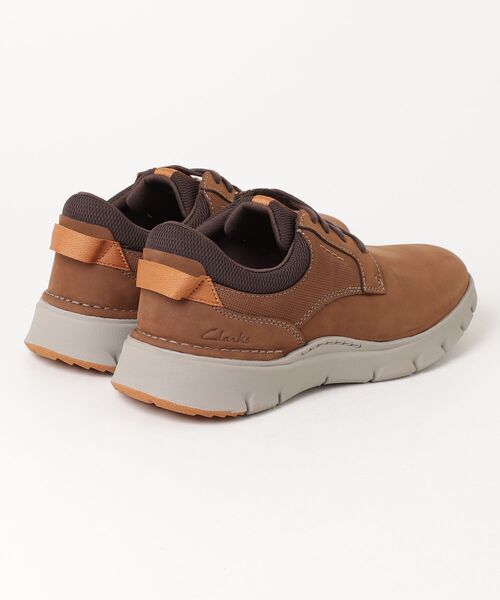 Clarks(クラークス)の「Step365 Plain/ステップ365プレーン(コーラヌバック)(スニーカー・メンズ・ブラウン・UK8.5/UK7.5/UK6/UK7/UK9.5/UK9/UK10/UK6.5/UK11/UK10.5/UK8)」の9枚目の写真