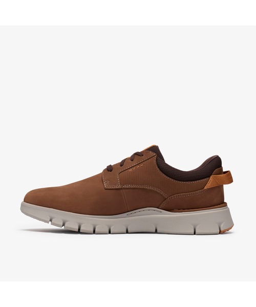 Clarks(クラークス)の「Step365 Plain/ステップ365プレーン(コーラヌバック)(スニーカー・メンズ・ブラウン・UK8.5/UK7.5/UK6/UK7/UK9.5/UK9/UK10/UK6.5/UK11/UK10.5/UK8)」の2枚目の写真