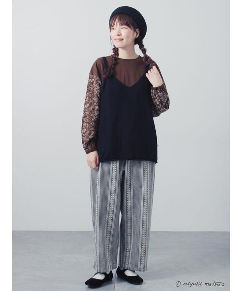 Samansa Mos2(サマンサ モスモス)の「【miyuki matsuo×Samansa Mos2】刺繍PO(Tシャツ/カットソー・レディース・チャコールグレー/キナリ/ブラウン・F)」の7枚目の写真