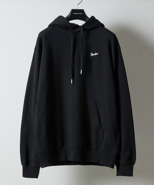 NUMBER (N)INE(ナンバーナイン)の「FIRM COTTON LIGHT SHORT PILE PULLOVER SWEAT HOODIE / ファーム コットン ライト ミニ裏毛 ワンポイント ロゴプリント スウェット プルオーバー パーカー(パーカー・メンズ・ブラック/トップグレー・M/L/XL)」の1枚目の写真