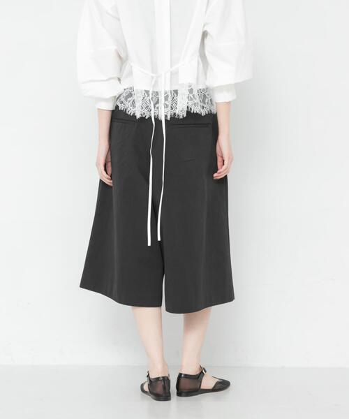 URBAN RESEARCH(アーバンリサーチ)の「コットンナイロンハーフパンツ(その他パンツ・レディース・ブラック/ベージュ・38/36)」の4枚目の写真