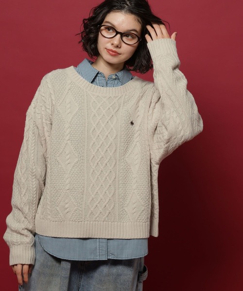 niko and...(ニコアンド)の「【POLO British Country Spirit】ケーブルニットプルオーバー(ニット/セーター・レディース・グレー/レッド/アイボリー・LARGE/MEDIUM)」の2枚目の写真