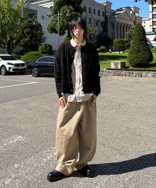 DEVELOVE(デヴローブ)の「ボールドバルーンフィットコットンパンツ(その他パンツ・メンズ・ブラック/ベージュ/オートミール・M/L/XL)」の4枚目の写真