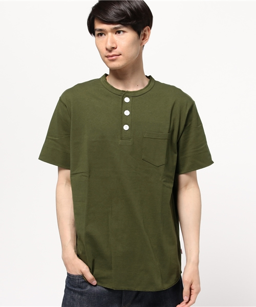coen(コーエン)の「【C.MC】USAコットンヘンリーネックポケットTシャツ(Tシャツ/カットソー・メンズ・ブラック/ネイビー/ホワイト/オリーブ・X-LARGE/MEDIUM/LARGE/SMALL)」の6枚目の写真