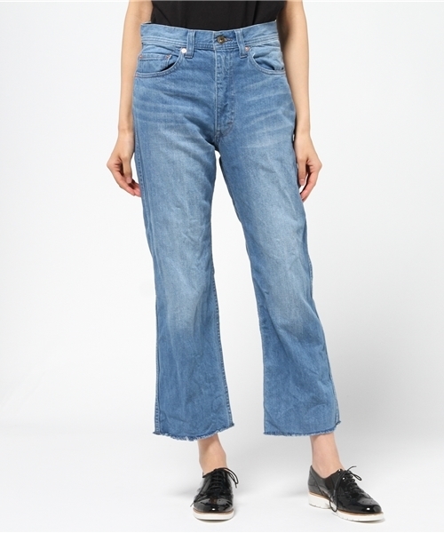 URBAN RESEARCH（アーバンリサーチ）の「UR コーンデニムパンツ（デニムパンツ・レディース・ブルー系その他/ライトインディゴブルー・36/38）」の3枚目の写真