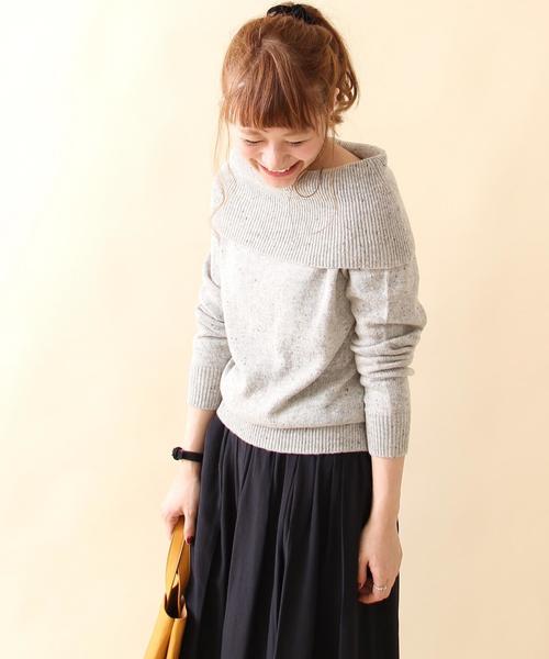 coen(コーエン)の「カラーネップオフショルダーニット(ニット/セーター・レディース・ライトグレー/ネイビー・MEDIUM/LARGE)」の2枚目の写真