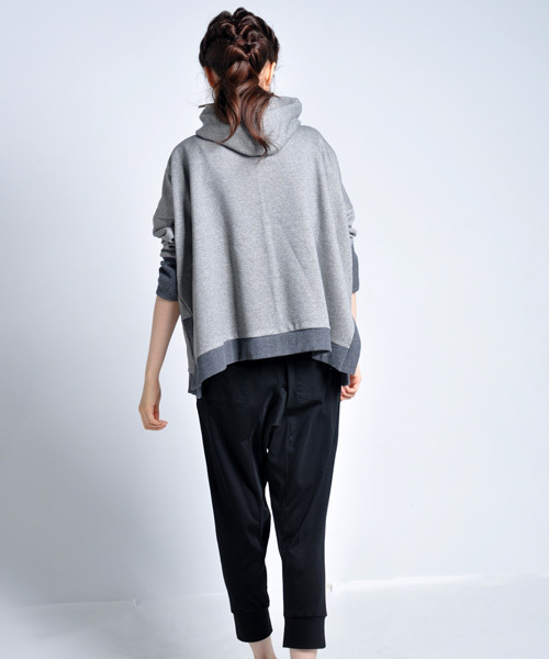 AVIE（アビィ）の「テントライン裏毛ライトパーカー（パーカー・レディース・グレー/ブラック・38）」の19枚目の写真