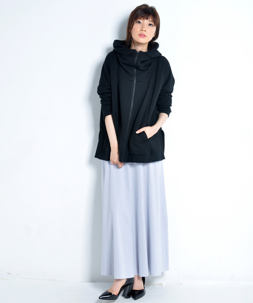 AVIE（アビィ）の「テントライン裏毛ライトパーカー（パーカー・レディース・グレー/ブラック・38）」の20枚目の写真