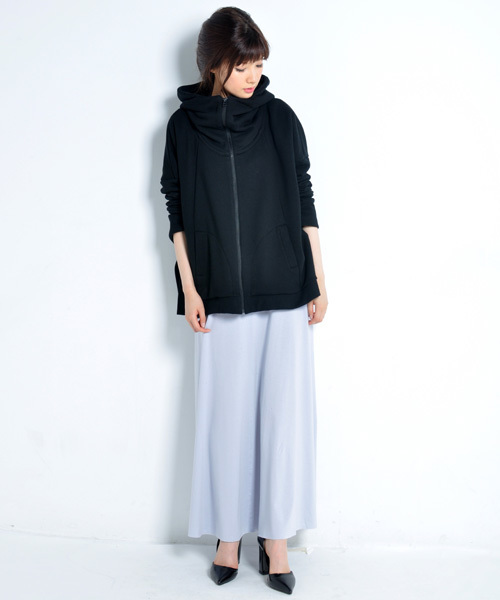 AVIE（アビィ）の「テントライン裏毛ライトパーカー（パーカー・レディース・グレー/ブラック・38）」の3枚目の写真