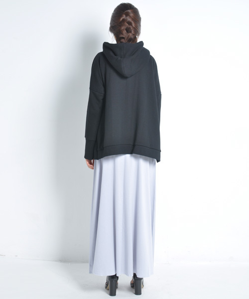 AVIE（アビィ）の「テントライン裏毛ライトパーカー（パーカー・レディース・グレー/ブラック・38）」の5枚目の写真