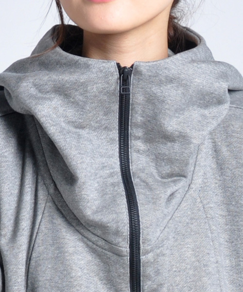 AVIE（アビィ）の「テントライン裏毛ライトパーカー（パーカー・レディース・グレー/ブラック・38）」の8枚目の写真
