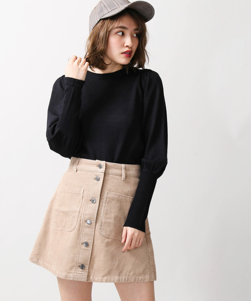 WEGO（ウィゴー）の「WEGO/前ボタンコーデュロイミニスカート（スカート・レディース・ブラック/ブラウン/ブルー/ワイン/ライトピンク/グリーン系その他/ライトベージュ・LARGE/MEDIUM/SMALL）」の4枚目の写真