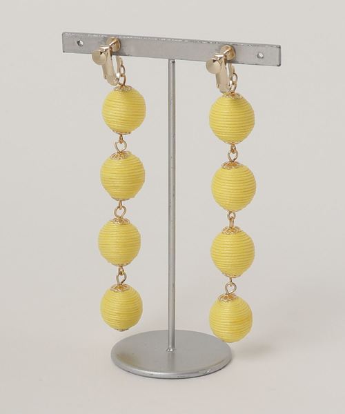 un dix cors（アンディコール）の「FOURボールイヤリング（イヤリング・レディース・イエロー/エメラルド・ﾌﾘ-）」の3枚目の写真