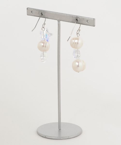 TONE SELECT GOODS(トーンセレクトグッズ)の「【rurururu】スワロフスキースター&パールピアス(ピアス(両耳用)・レディース・ホワイト・FREE)」の2枚目の写真