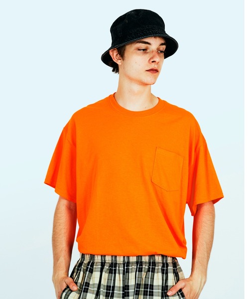 C.E.L.STORE(セルストア)の「【ZOZOTOWN限定】GILDAN/ギルダン 6OZ S/S POCKET TEE(Tシャツ/カットソー)」|オレンジ