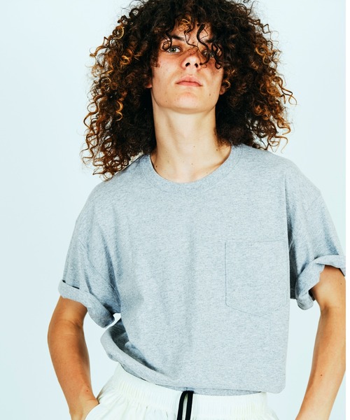 C.E.L.STORE（セルストア）の「【ZOZOTOWN限定】GILDAN/ギルダン 6OZ S/S POCKET TEE（Tシャツ/カットソー・メンズ・ホワイト/レッド/ライトグレー/マルーン/ネイビー/ヘザーグレー/ライトブルー/ブラック/イエロー/オレンジ/グリーン系その他2・MEDIUM/X-LARGE/LARGE/SMALL）」の4枚目の写真