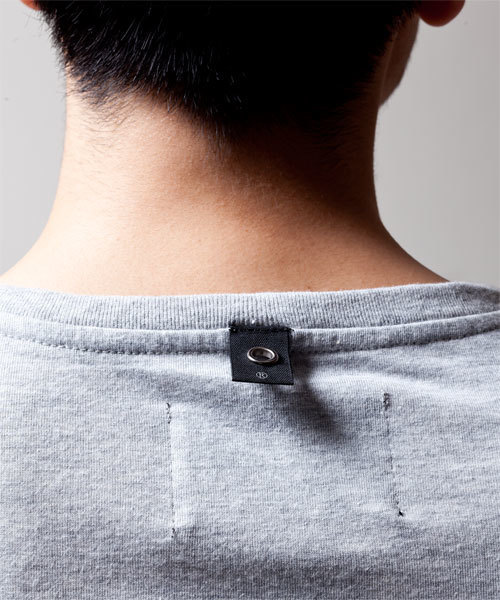 NANO universe（ナノユニバース）の「ｗｊｋ / Plain V-neck Tee S/S（Tシャツ/カットソー・メンズ・ホワイト/ブラック/グレー/カーキ/ネイビー/ライトピンク・SMALL/MEDIUM/LARGE）」の12枚目の写真