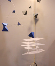 GLOBAL FORME CONCRETE（グローバルフォルムコンクリート）の「RHOMBUS MOBILE【ペーパーモビール】（インテリア雑貨）」