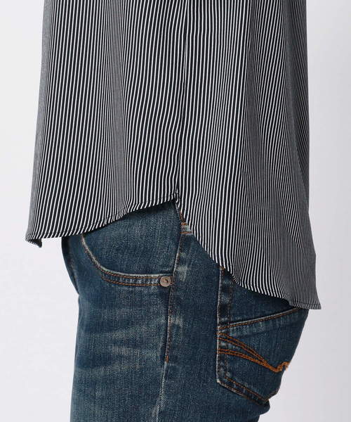 NARACAMICIE（ナラカミーチェ）の「ソフトストレッチジョーゼットフリル袖ブラウス（シャツ/ブラウス・レディース・ブラック/ネイビー/ホワイト・MEDIUM/LARGE/SMALL）」の13枚目の写真