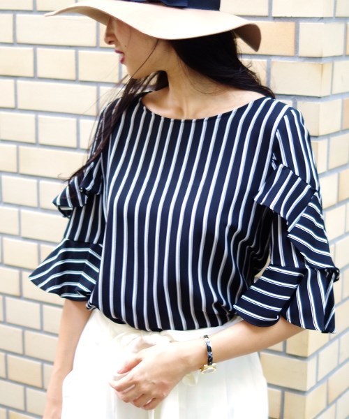 NARACAMICIE（ナラカミーチェ）の「ソフトストレッチジョーゼットフリル袖ブラウス（シャツ/ブラウス・レディース・ブラック/ネイビー/ホワイト・MEDIUM/LARGE/SMALL）」の19枚目の写真