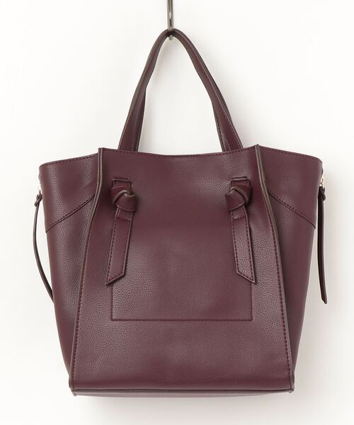 U（ユー）の「2way リエール ジッパートートバッグ M ショルダー付き（ビジネスバッグ・レディース・ブラック/モカ/アイボリー/ワイン/ライトベージュ/ベージュ系その他/ブラウン/ブルー系その他/キャメル/グリーン系その他/グレー/ボルドー/シルバー/ブルー・FREE）」の14枚目の写真