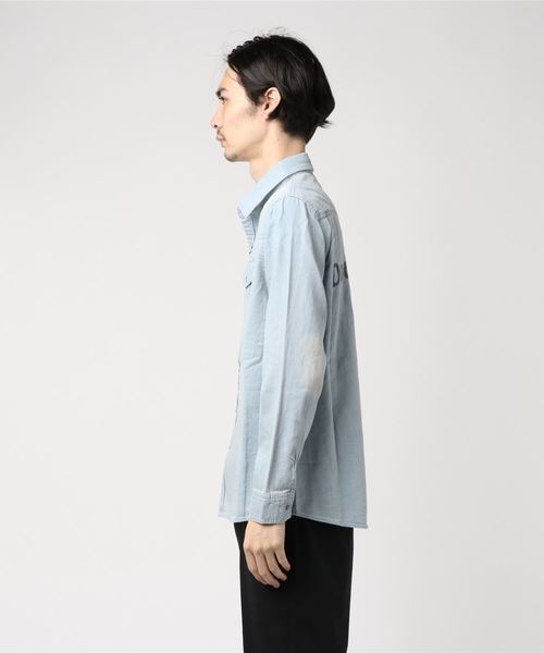 VENCEEXCHANGE（ヴァンスエクスチェンジ）の「バックプリントデニムシャツ（シャツ/ブラウス・メンズ・スカイブルー/ブルー・M/L）」の4枚目の写真