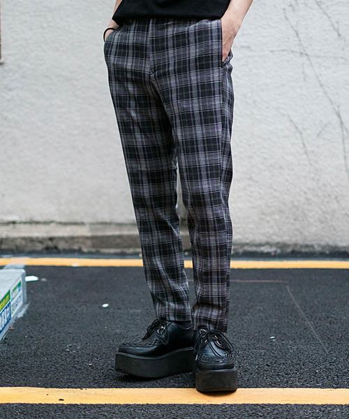 FUGA(フーガ)の「ストレッチチェックスラックスパンツ(スラックス・メンズ・ブラック/グレー・M/S/L)」の2枚目の写真