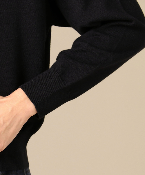 Doux archives（ドゥアルシーヴ）の「TINAネックレス付ボートプルオーバー（ニット/セーター・レディース・ブラック/パープル/モカ/ホワイト×ブラック・MEDIUM）」の12枚目の写真