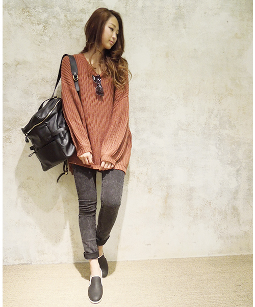 WHO'S WHO gallery（フーズフーギャラリー）の「クロコ切替スリッポン（スニーカー・レディース・ネイビー/ホワイト/ブラック・MEDIUM/LARGE/SMALL）」の4枚目の写真