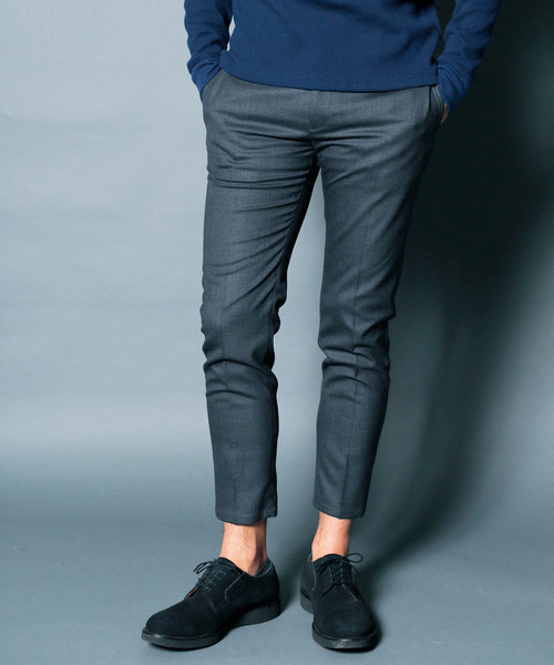 Magine（マージン）の「WOOL TROPICAL STRETCH TAPERED CROPPED PANTS:ウール トロピカル ストレッチ テーパードクロップドパンツ（スラックス・メンズ・チャコールグレー/ブラック/ネイビー・44/46/48）」の2枚目の写真