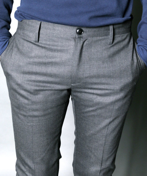 Magine（マージン）の「WOOL TROPICAL STRETCH TAPERED CROPPED PANTS:ウール トロピカル ストレッチ テーパードクロップドパンツ（スラックス・メンズ・チャコールグレー/ブラック/ネイビー・44/46/48）」の17枚目の写真