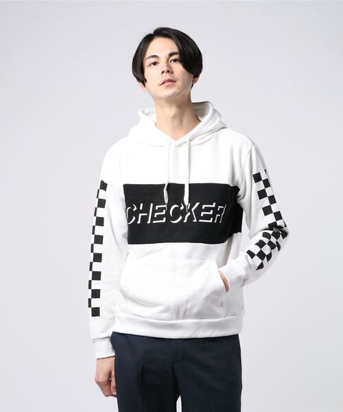 STYLEBLOCK(スタイルブロック)の「切り替え配色ロゴプリントスウェットパーカー(パーカー・メンズ・ブラック/ホワイト系その他・L/M)」の2枚目の写真