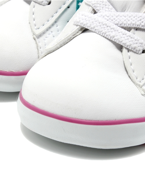 CONVERSE（コンバース）の「MINI P-L 2/ミニ  P-L 2（スニーカー・キッズ・ホワイト×ピンク/ホワイト×ネイビー・12.5cm/14.5㎝/13.5㎝/13cm/14cm/15cm/12cm）」の6枚目の写真