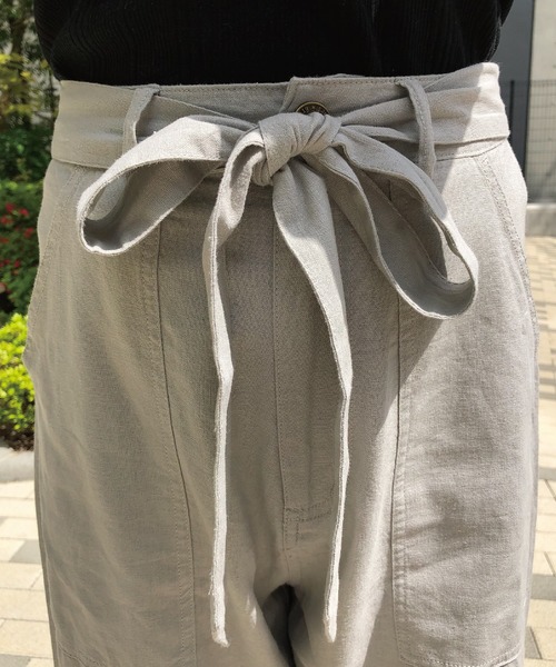 meJane（ミージェーン）の「麻レーヨン/ワイドパンツ（その他パンツ・レディース・ベージュ/グレー/オフホワイト/カーキ/ブラック/オリーブ/ダークベージュ/ナチュラル・フリー/L/M）」の17枚目の写真