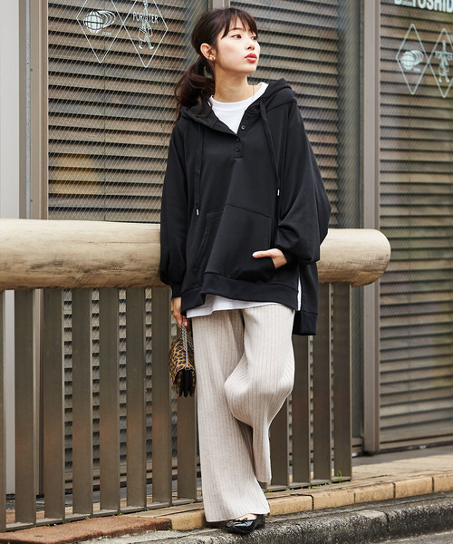 GeeRA(ジーラ)の「ヘンリーネックパーカー(パーカー・レディース・ブラック/モカ/杢グレー・MEDIUM/LARGE/X-LARGE)」の15枚目の写真