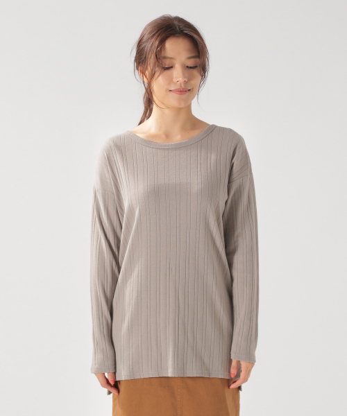 BAYFLOW(ベイフロー)の「リブロングTシャツ(Tシャツ/カットソー・レディース・ブラック/ベージュ/ブラウン/オフホワイト・SMALL/MEDIUM)」の5枚目の写真