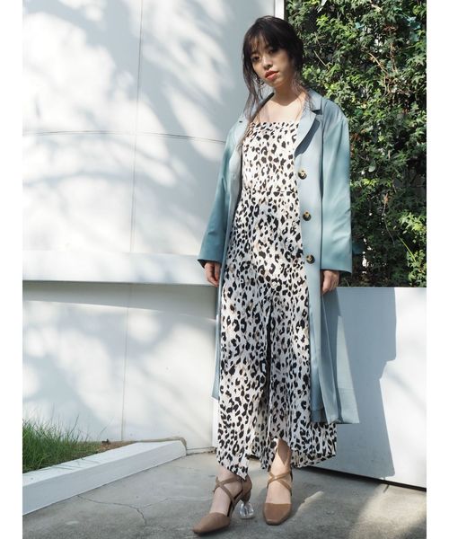 EVRIS（エヴリス）の「スクエアトゥクリアヒールパンプス（パンプス・レディース・ブラック/ブラウン・SMALL/MEDIUM/LARGE）」の6枚目の写真